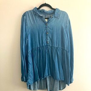 American Eagle Peplum Chambray Top Size L